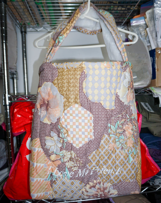 Tams Quilted Friendship Tote